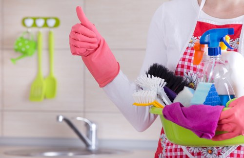 Cleaner preparing a free quote for a property